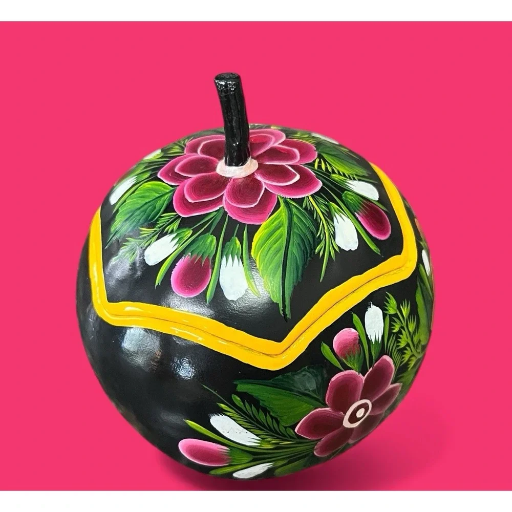Gourd Trinket Box Bright‎ Hand Painted Handmade Floral Flowers Folk Art Mexican